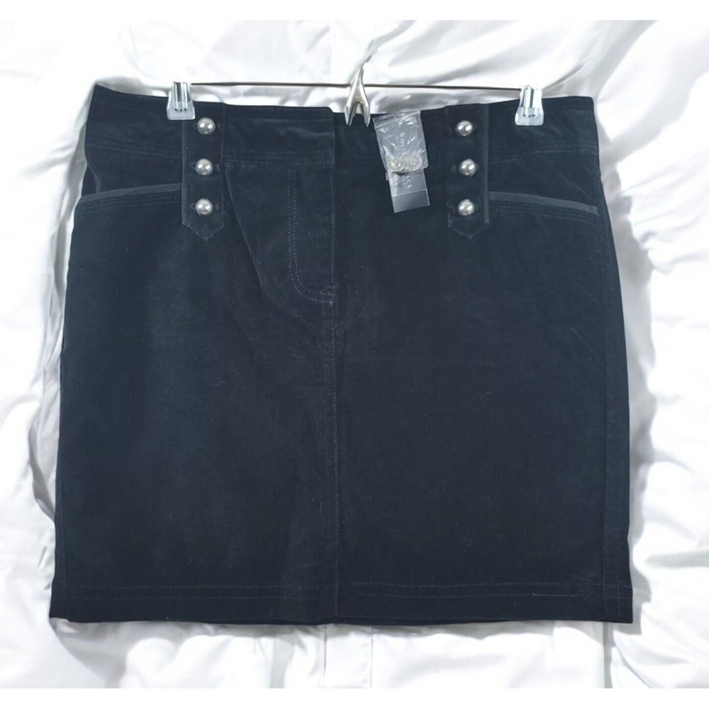 White House Black Market Skirt Womens Size 10 Black Mini Velvet Stretch NWT
